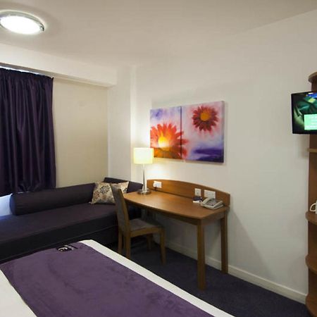 Premier Inn Dover East Exterior photo