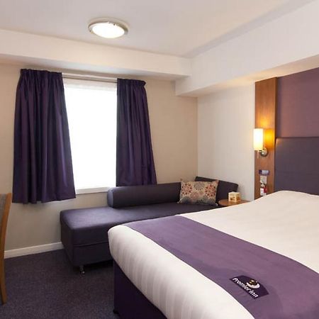Premier Inn Dover East Exterior photo