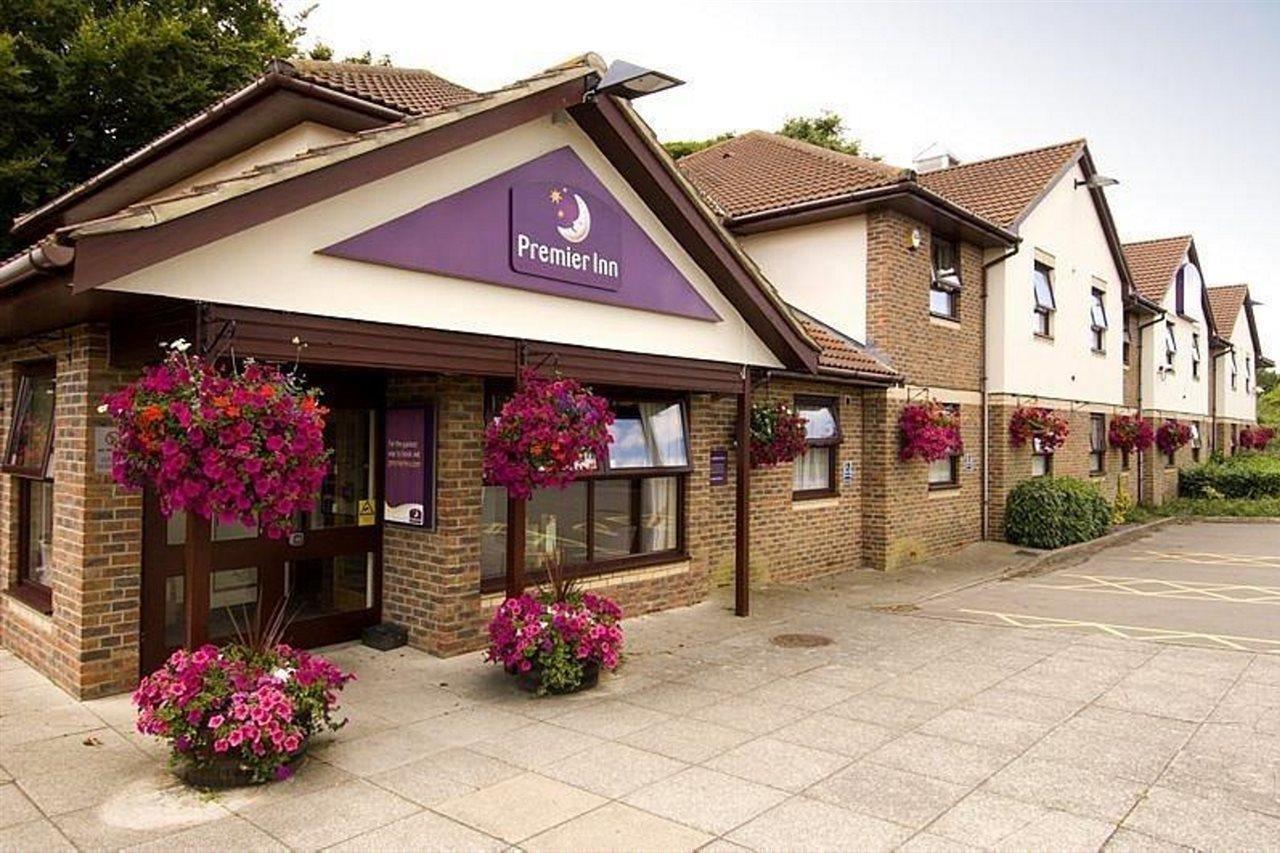 Premier Inn Dover East Exterior photo