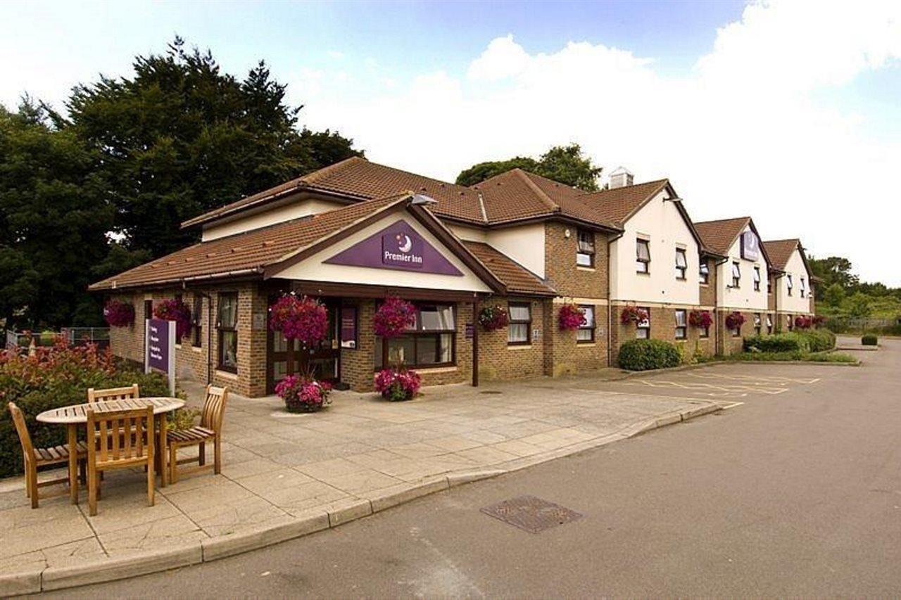 Premier Inn Dover East Exterior photo