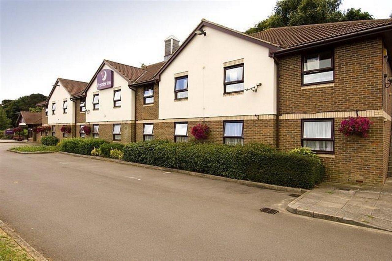 Premier Inn Dover East Exterior photo